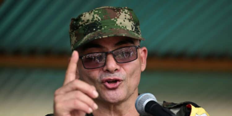 Comandante da principal dissidência das Farc abandona negociações de paz