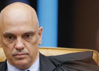 Musk estica corda com STF e volta a atacar o ministro Alexandre de Moraes