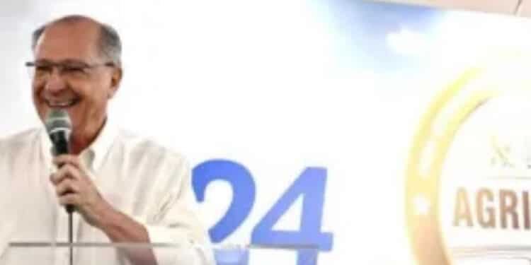 Na Agrishow, Alckmin diz que diálogo é o caminho para a responsabilidade fiscal 45 Na Agrishow, Alckmin diz que diálogo é o caminho para a responsabilidade fiscal