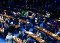 Senado adia votação de projeto que altera arcabouço e libera mais R$ 15 bi a Lula