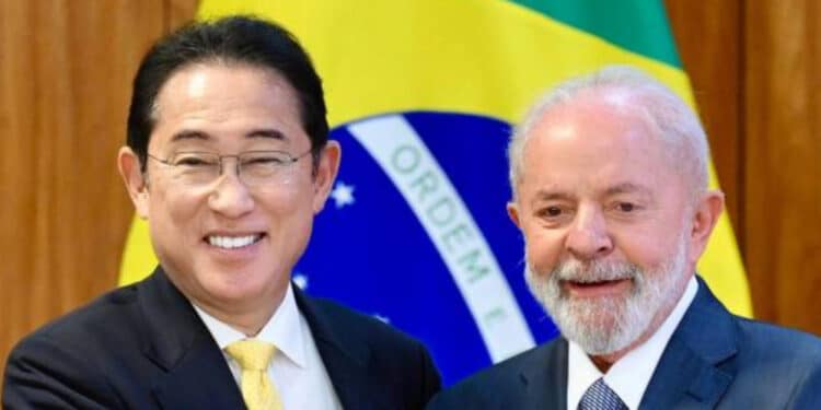 Guerra Fria 2.0 testa equilíbrio do Brasil entre Estados Unidos e China