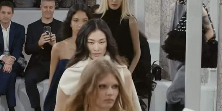 Louis Vuitton fecha ponto turístico de Barcelona e apresenta desfile cheio de famosos