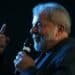 Lula enfrenta protesto de professores em SP e diz que país estava destroçado pelo negacionismo 50 Lula enfrenta protesto de professores em SP e diz que país estava destroçado pelo negacionismo