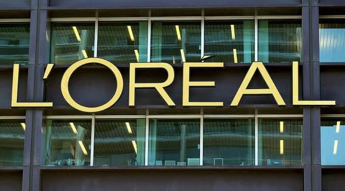 L'Oréal: Uma Gigante da Beleza que Define Tendências e Revoluciona o Mercado 45 L’Oréal: Uma Gigante da Beleza que Define Tendências e Revoluciona o Mercado