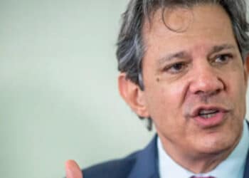 Haddad e papa Francisco apoiam imposto maior, para os super-ricos