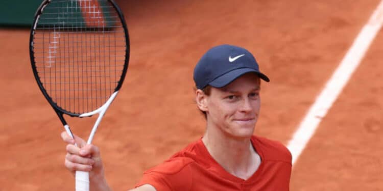 ATP publica ranking com Sinner no topo; Alcaraz supera Djokovic