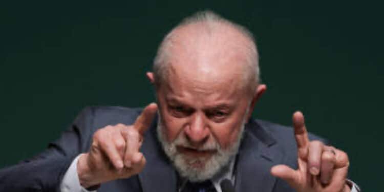 ‘Brasil podia decolar, mas o Lula não deixa’, diz Edmar Bacha