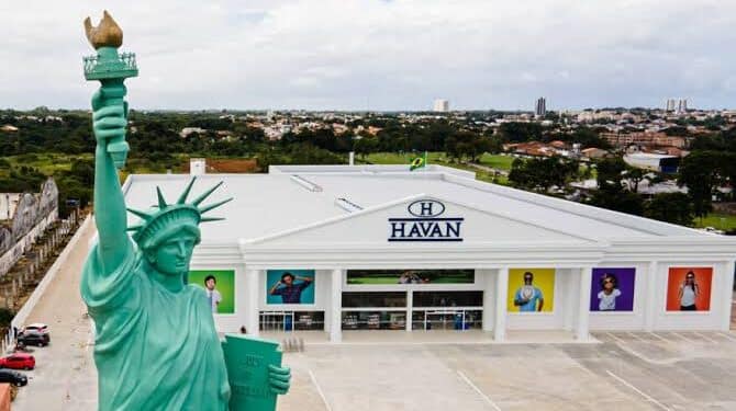 A Havan se destaca por oferecer uma variedade impressionante de produtos, que vão desde eletrodomésticos e eletrônicos até moda, decoração e utilidades domésticas.