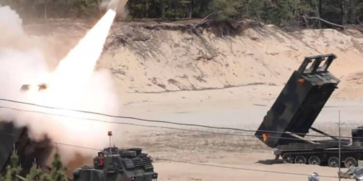 Rússia acusa EUA por ‘ataque bárbaro’; Putin revisa uso de armas nucleares