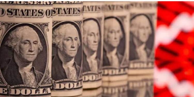 Dólar registra queda e Bolsa sobe com mercado à espera de novos dados de inflação 45 Dólar registra queda e Bolsa sobe com mercado à espera de novos dados de inflação