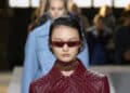 A Gucci, acaba de lançar sua mais nova coleção, marcando um ponto alto na moda mundial com peças que mesclam tradição e modernidade.