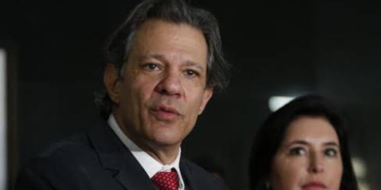 Economistas veem anúncio de Haddad como positivo, mas já antecipam necessidade de novo congelamento