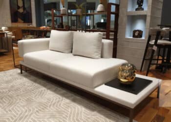 Para quem busca móveis de luxo em Brasília, a WJ Design Móveis se destaca como uma referência inquestionável no mercado.