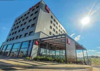 Novo Hotel Ibis Inaugurado em Lavras e Tubarão.