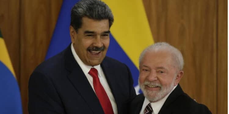 Deputados querem que Lula considere Nicolás Maduro ‘persona non grata’ no Brasil; entenda