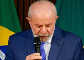 Lula ignora provas da PF e diz que foi ‘criado imaginário’ de que todo mundo era ladrão na Petrobras