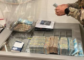 Dono da bet Esportes da Sorte se entrega à polícia após operação contra jogos ilegais, diz defesa.