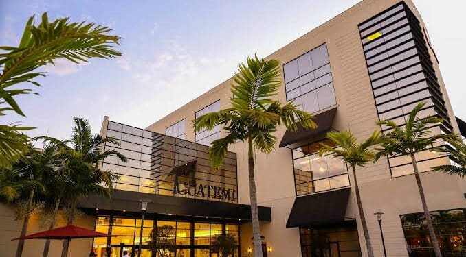 Em meio ao ritmo pulsante de Brasília, há um refúgio onde o luxo e a exclusividade encontram a harmonia perfeita: o Shopping Iguatemi Brasília.