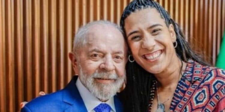 Anielle elogia ‘ação contundente’ de Lula ao demitir Silvio Almeida e pede respeito à privacidade. 45 Anielle elogia ‘ação contundente’ de Lula ao demitir Silvio Almeida e pede respeito à privacidade.