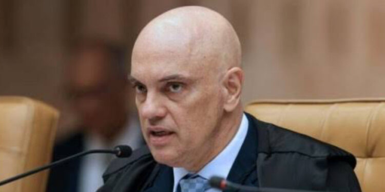 Moraes diz que explosões no STF não são fatos isolados e que não há pacificação com anistia; veja