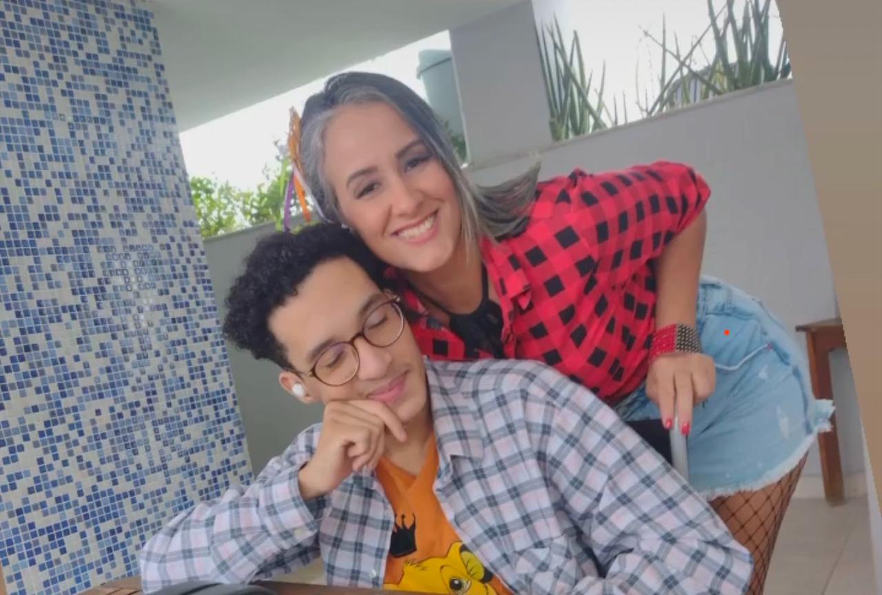 Maternidade em voo: a história de Aline Rizzo e o julgamento precipitado de uma mãe 47 ee36a02e b305 4a2a 8436 1bab4aa4c723