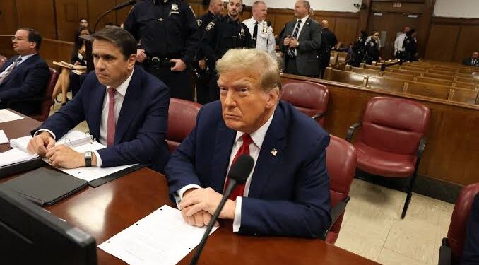 Donald Trump é Condenado por Fraude Contábil em Caso Stormy Daniels