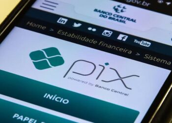 Governo enfrenta desgaste com autônomos devido à crise do Pix e prepara contraofensiva para recuperar popularidade