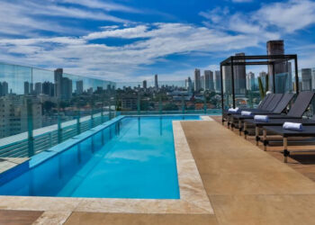 Castro’s Park Hotel: O Ícone da Hotelaria em Goiânia