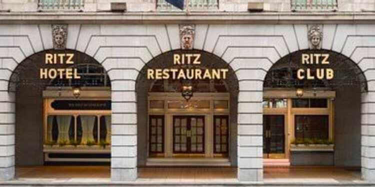 The Ritz London: A Sofisticação Atemporal no Coração de Londres