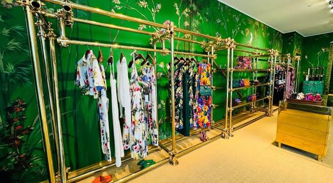 Dolce & Gabbana: A Essência da Alta Moda Italiana e as Tendências que Estão Dominando 2025 45 Dolce & Gabbana: A Essência da Alta Moda Italiana e as Tendências que Estão Dominando 2025