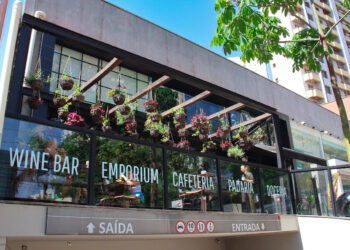 Santillos Emporium Café: Um Refúgio de Sabores e Elegância na Vila Andrade