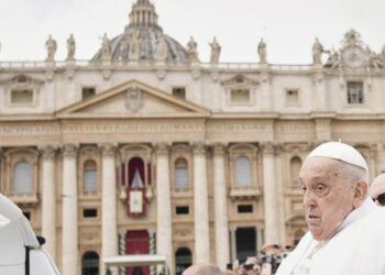 Papa Francisco morre aos 88 anos e deixa um legado de fé, simplicidade e transformação na Igreja
