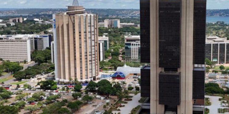 Brasil registra déficit em conta corrente de US$ 2,245 bilhões em março