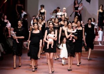 Dolce & Gabbana celebra o Dia das Mães com elegância, emoção e tradição italiana