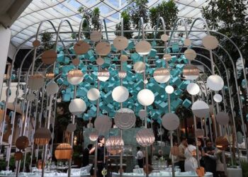 O Encanto Azul-Turquesa que Parou São Paulo: A Experiência Tiffany & Co. no Iguatemi