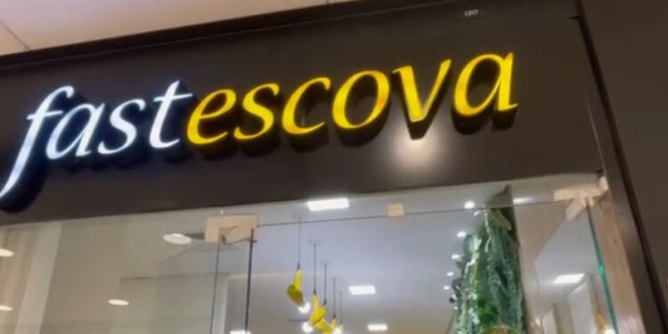 Fast Escova Shopping Jardim Sul convida mães e filhas para um momento de conexão no mês delas