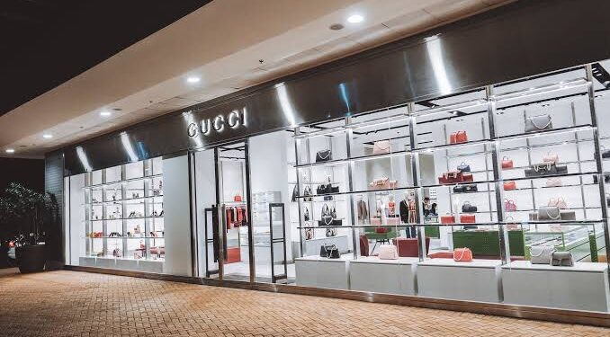 Um respiro de luxo a céu aberto: Gucci no Catarina Fashion Outlet encanta consumidores exigentes 45 Um respiro de luxo a céu aberto: Gucci no Catarina Fashion Outlet encanta consumidores exigentes