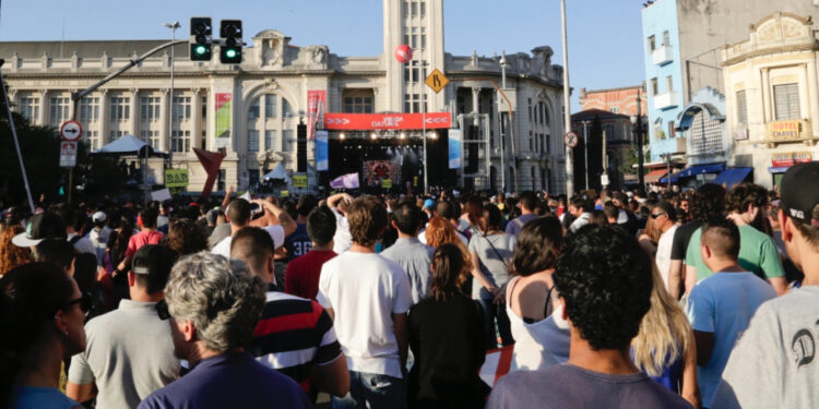 Vinte anos de Virada Cultural: São Paulo celebra duas décadas de diversidade artística e resistência cultural