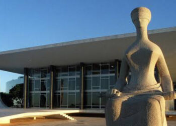 Ocupação do Congresso e a tensão entre Executivo e Legislativo