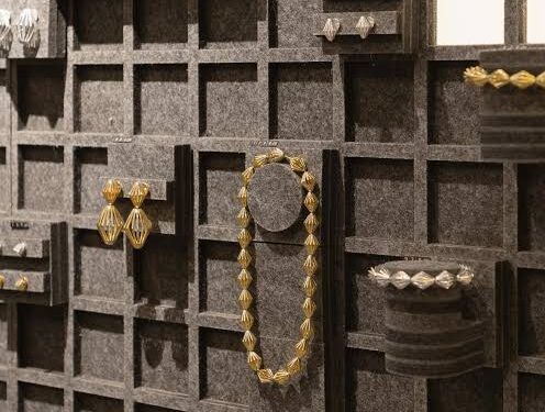 VEHR desembarca no JK Iguatemi: sofisticação e design exclusivo em joias