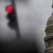 Paralisação do governo dos EUA tem início em meio à divisão partidária em Washington