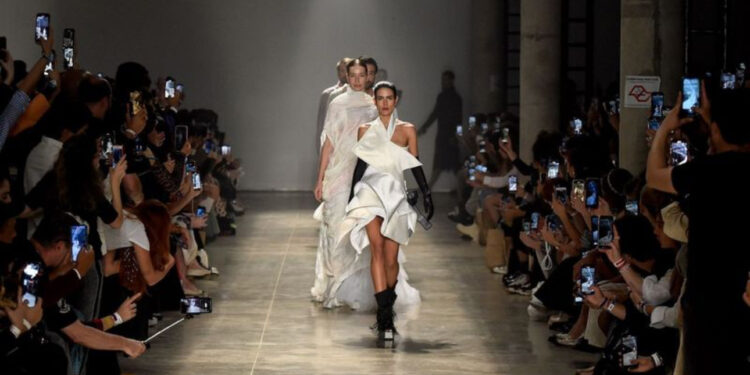 SPFW 30 Anos: a moda brasileira celebra três décadas de ousadia, arte e transformação
