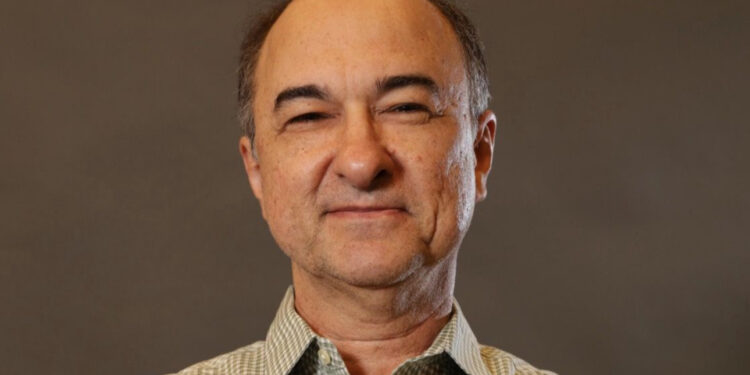 Cláudio Lerer: o nome que se tornou referência em dermatologia em Brasília 45 Cláudio Lerer: o nome que se tornou referência em dermatologia em Brasília