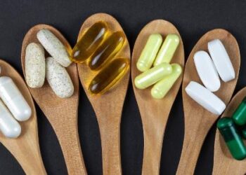 O dilema dos suplementos alimentares: entre a promessa de saúde e o risco silencioso