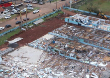 Tornado no Paraná expõe cenário de devastação e incerteza: “Ainda é impossível mensurar todos os danos”, afirma ministro