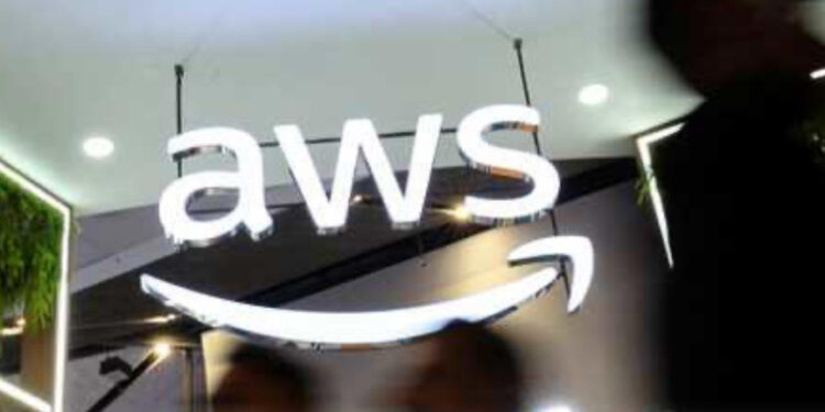 Amazon lança curso gratuito de IA e computação em nuvem com 150 mil vagas no Brasil 45 Amazon lança curso gratuito de IA e computação em nuvem com 150 mil vagas no Brasil