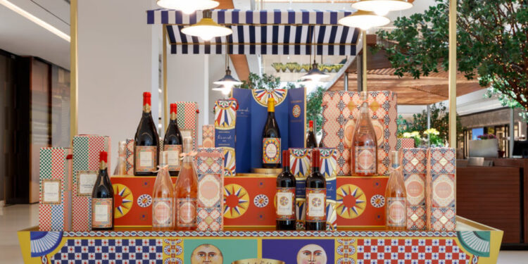 Dolce & Gabbana inaugura Holiday Market no JK Iguatemi e leva o encanto italiano ao Natal paulistano