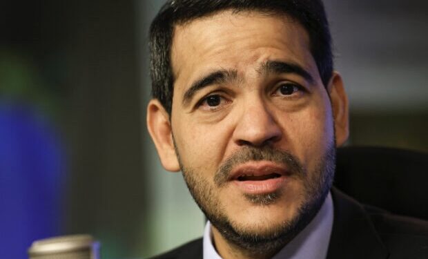 Indicação de Messias ao STF desafia projeto de autocontenção defendido por Fachin