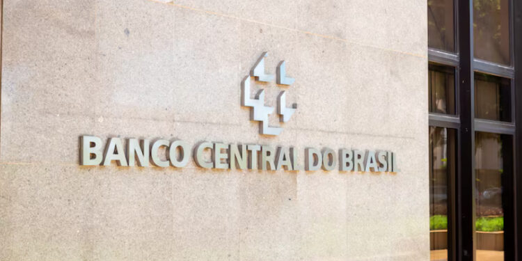 Mercado reduz pela terceira vez consecutiva a projeção de inflação para 2025