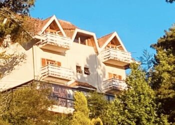 Pousada Ville de France: um refúgio francês onde o silêncio, a memória e a elegância se encontram em Campos do Jordão